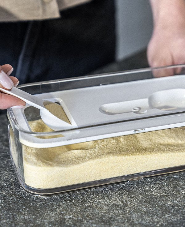 CUBE 12-Piece Small and Medium Food Storage Set with Vacuum Pump